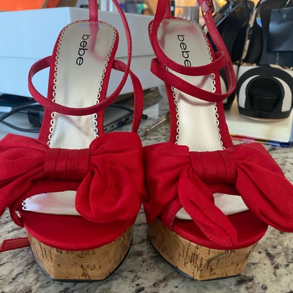 Red Bebe pump - Picture 5 of 5